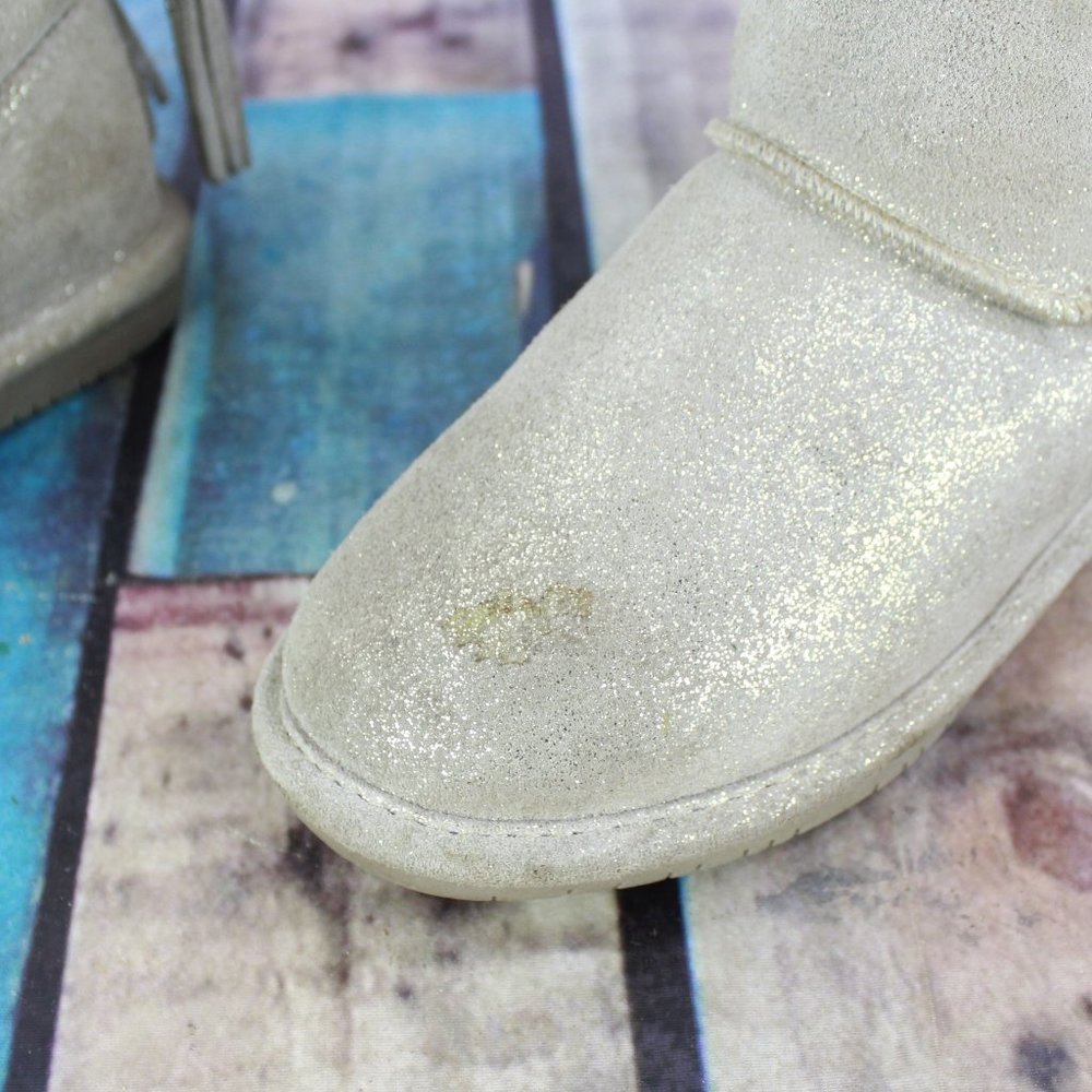 Bear Paw Youth Mia Silver Suede Tassel Back Sheepskin Lined Winter Boots US 3 - Picture 10 of 10